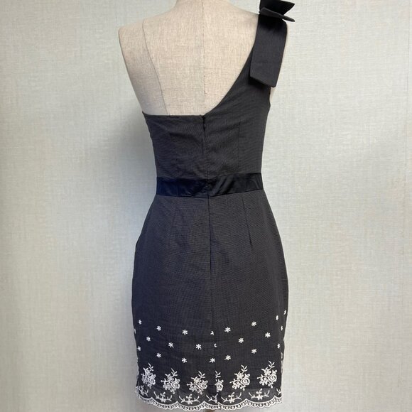 NWT Ddeadstock 2000s Bellissima One Shoulder Bow Embroidered Cotton Dress - Picture 5 of 5